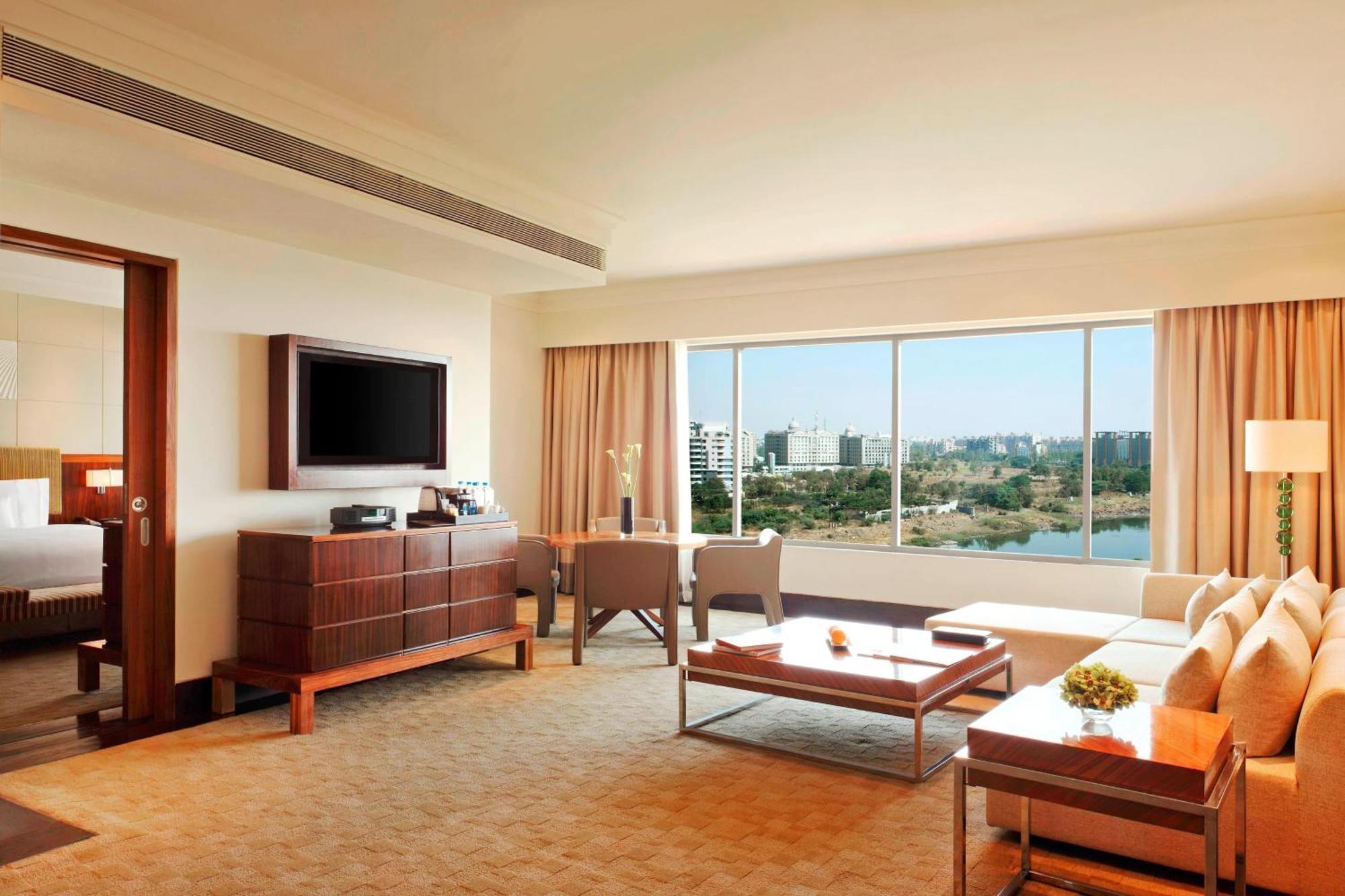 The Westin Pune Koregaon Park Dış mekan fotoğraf